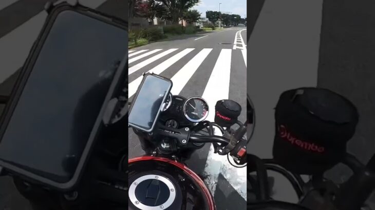 雨ばかりでバイクに乗れない日々を毎日ホント悶々と過ごしてます！今日は休みになったからチャンスだったのに自分はいつから雨男になったのだろか！ツーリング行って峠道を走りたい！Misty金太郎ショート管！